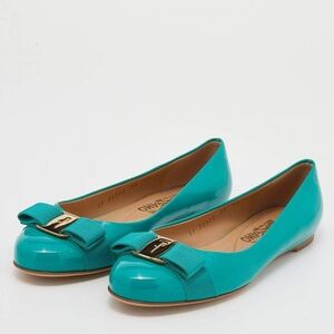 Salvatore Ferragamo Varina Vara Teal Patent Leather Ballet Flats Bow Size 10.5